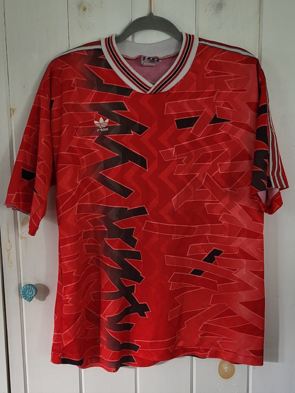 Vintage Adidas Trefoil Abstract Men's Soccer Jersey